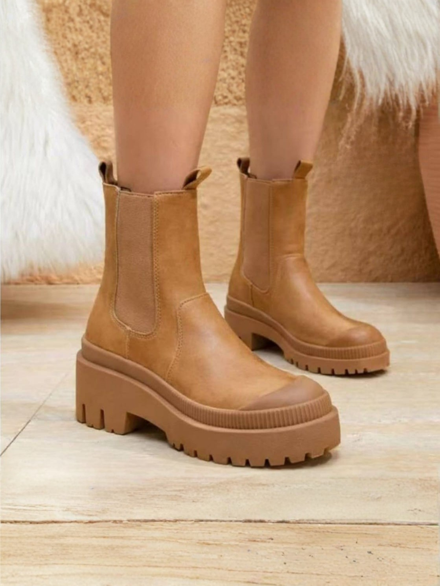 Platform Chelsea Boots