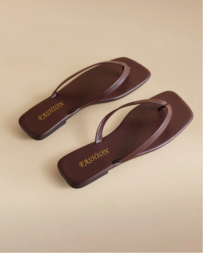 Glizzene Square Toe Leather Flip Flops