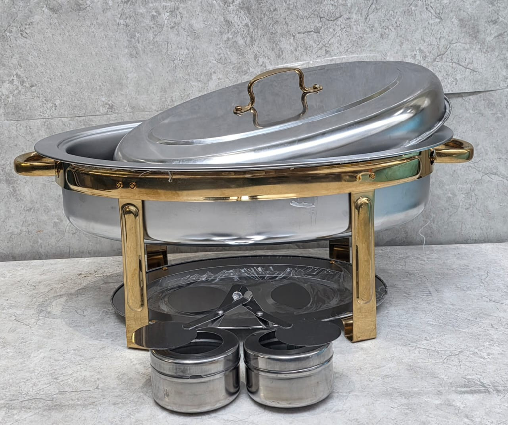 Oval Chafing Dish – Stainless Steel with Gold Trim