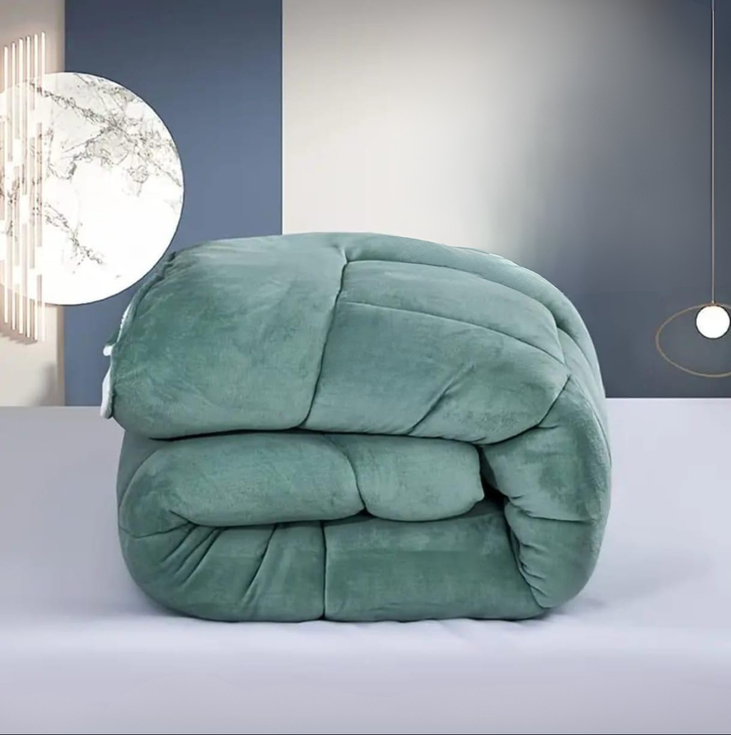 Luxury Sherpa Fleece Winter Comforter